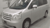 Toyota noah ZRR70G 4